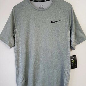Nike Pro Short-Sleeve Training Top Shirt Gray DQ6208-084 Slim Fit Men's L NEW